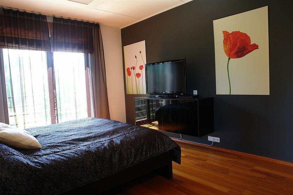 Gmp Clubhotel Apartments Отепя Экстерьер фото